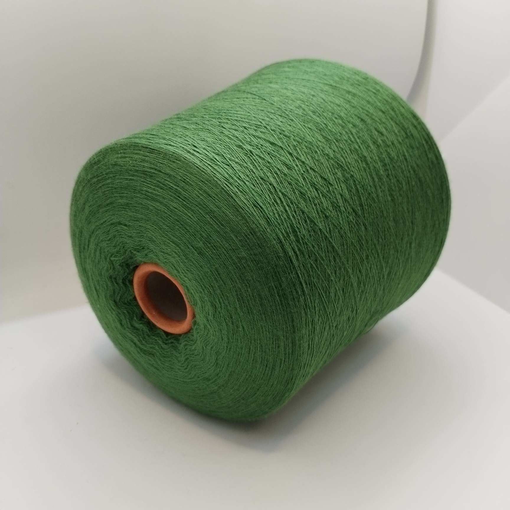 Пряжа бобинная Zegna Baruffa art. Millenium зелень